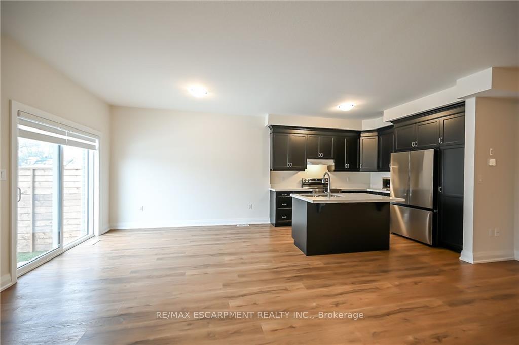 Photo 14 of 14 Bayberry Lane, Hamilton, Rural Flamborough — HOMEH