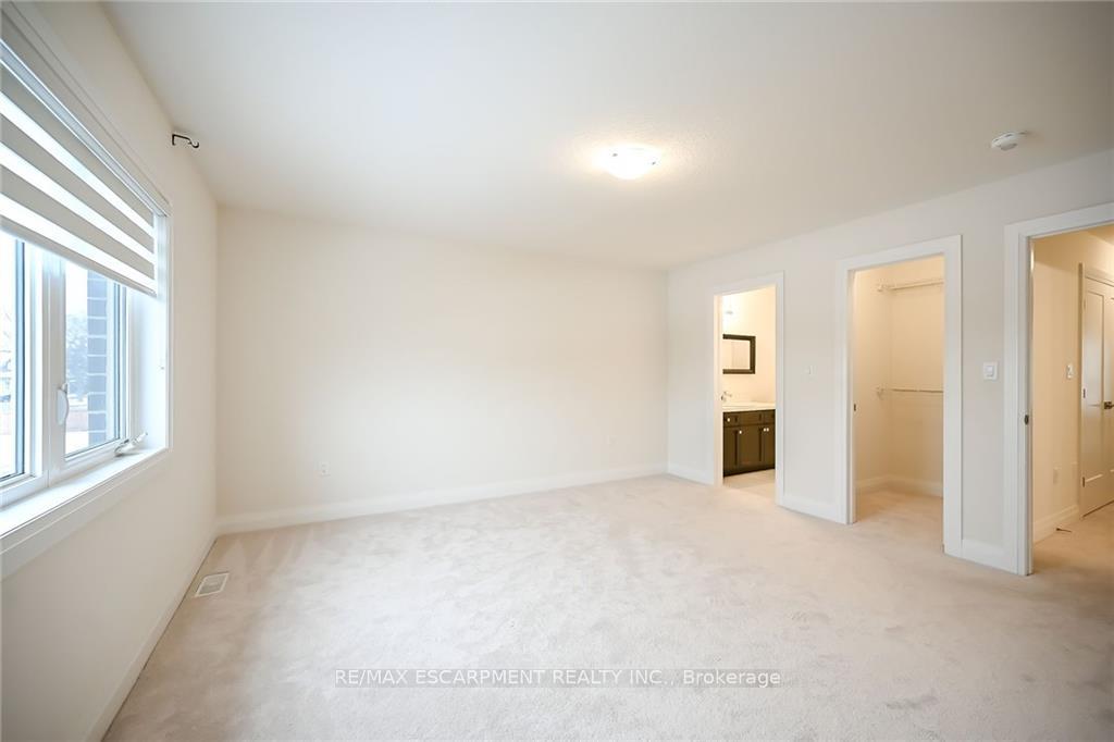 Photo 19 of 14 Bayberry Lane, Hamilton, Rural Flamborough — HOMEH
