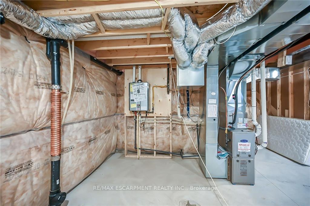 Photo 33 of 14 Bayberry Lane, Hamilton, Rural Flamborough — HOMEH