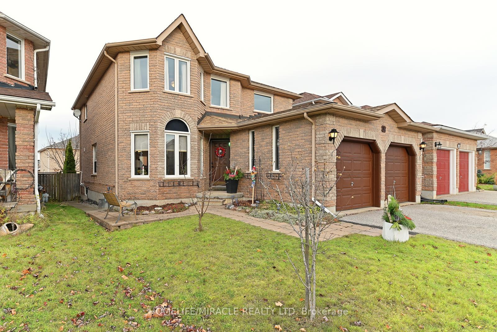 Photo 1 of 82 Stephanie Lane, Barrie, Painswick South — HOMEH
