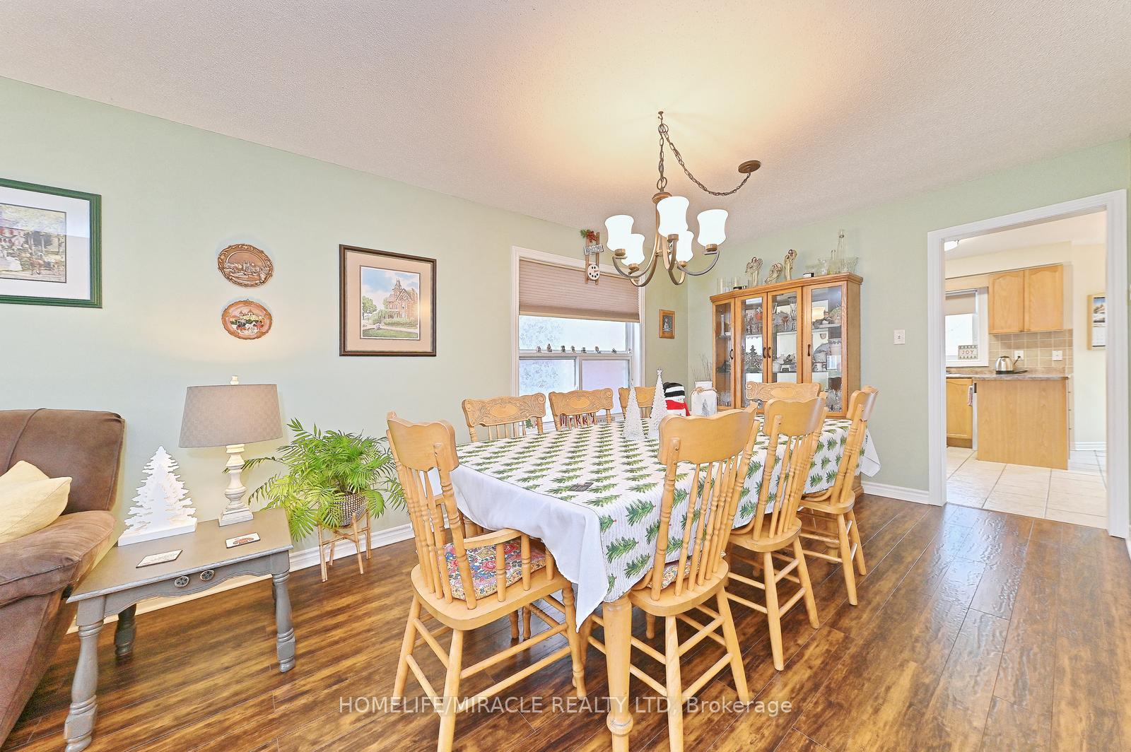 Photo 11 of 82 Stephanie Lane, Barrie, Painswick South — HOMEH