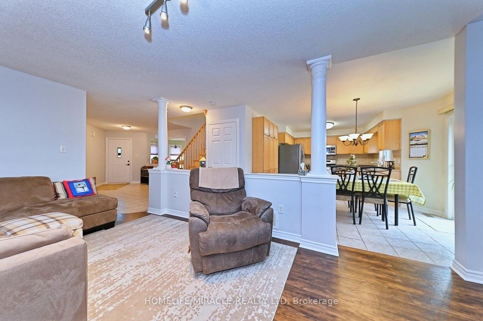 Photo 14 of 82 Stephanie Lane, Barrie, Painswick South — HOMEH