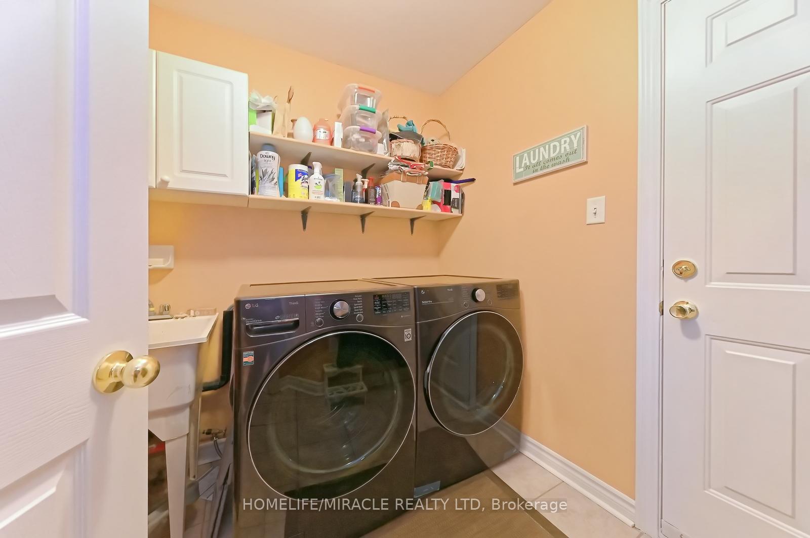 Photo 20 of 82 Stephanie Lane, Barrie, Painswick South — HOMEH