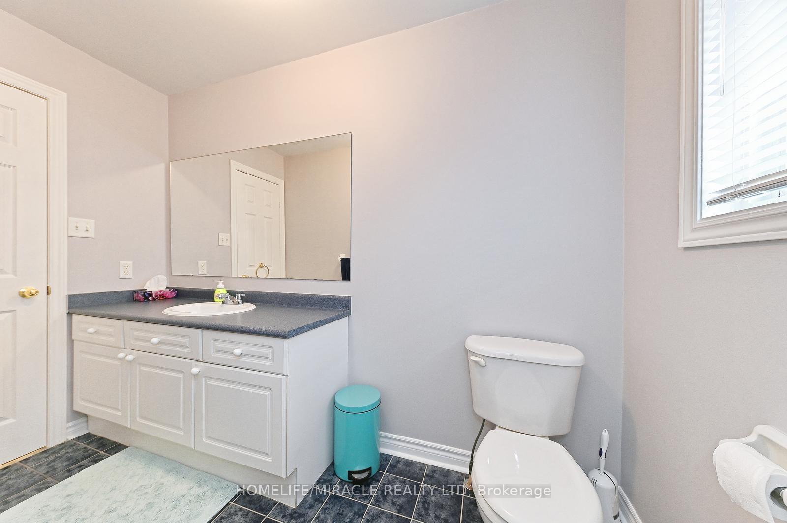 Photo 18 of 82 Stephanie Lane, Barrie, Painswick South — HOMEH