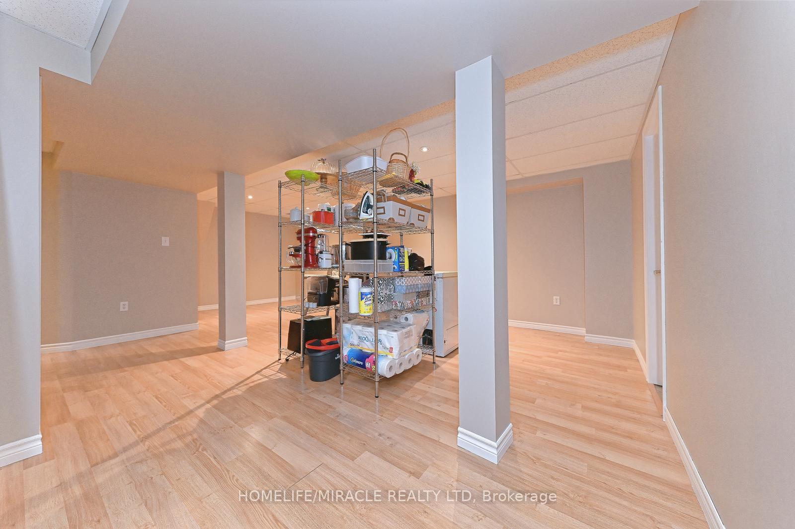 Photo 29 of 82 Stephanie Lane, Barrie, Painswick South — HOMEH