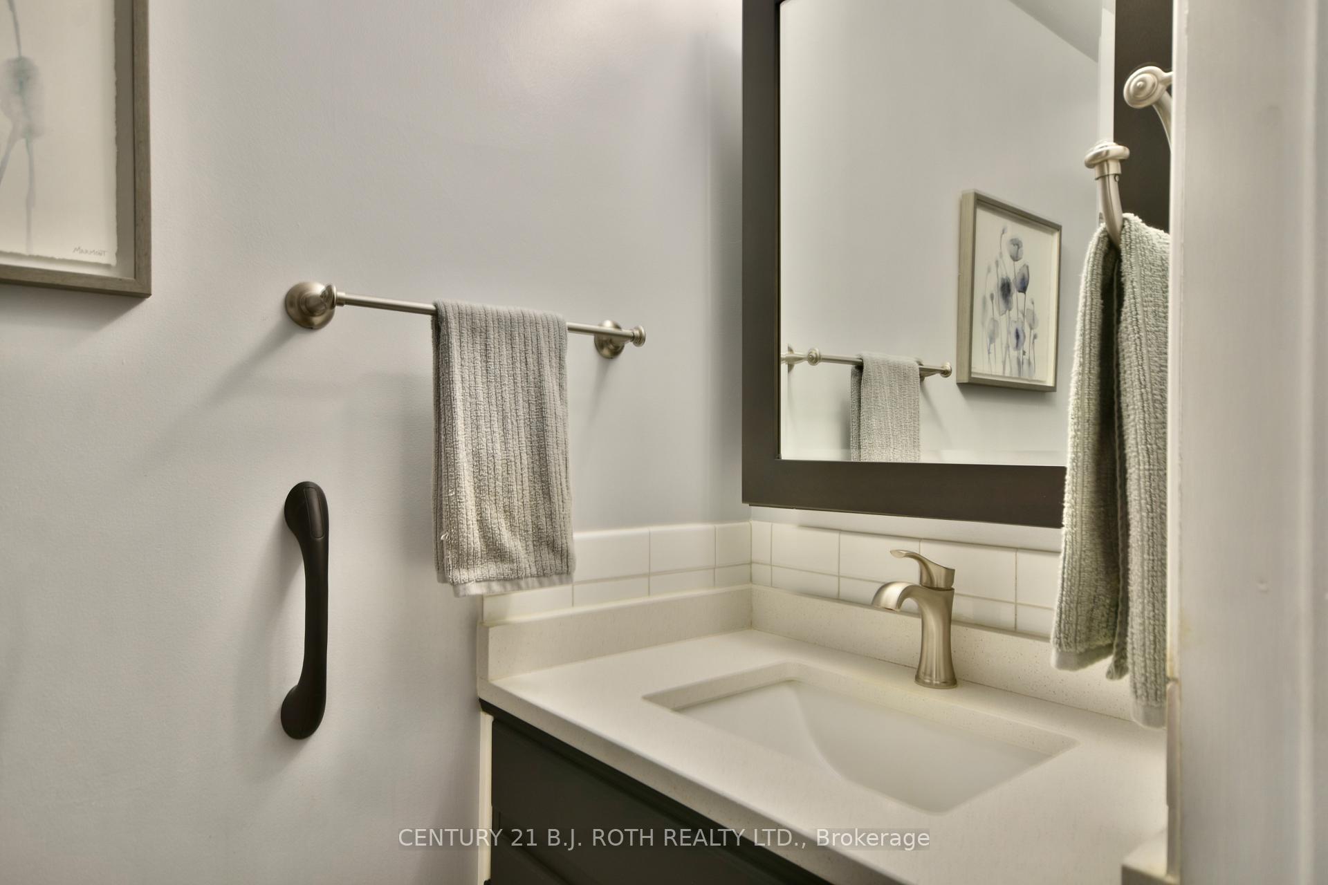 Photo 4 of 6985 27/28 Sd Rd, Clearview, Rural Clearview — HOMEH