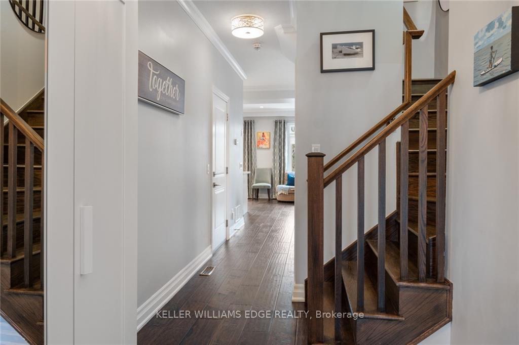 Photo 14 of 61 Southshore Crescent, Hamilton, Stoney Creek — HOMEH