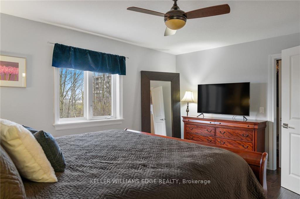 Photo 20 of 61 Southshore Crescent, Hamilton, Stoney Creek — HOMEH