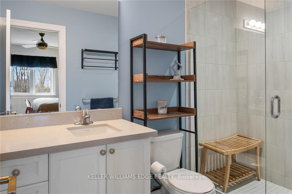 Photo 19 of 61 Southshore Crescent, Hamilton, Stoney Creek — HOMEH