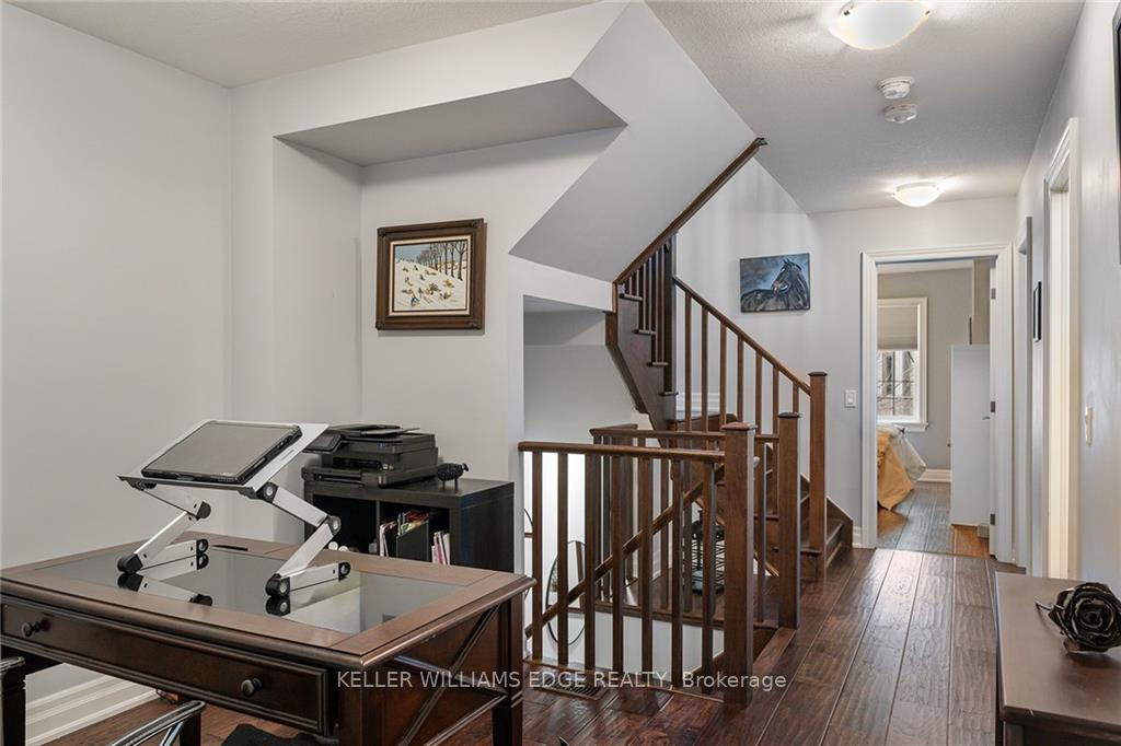 Photo 27 of 61 Southshore Crescent, Hamilton, Stoney Creek — HOMEH