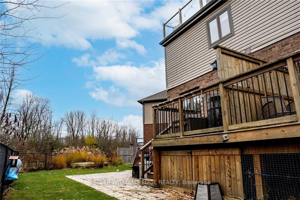 Photo 34 of 61 Southshore Crescent, Hamilton, Stoney Creek — HOMEH