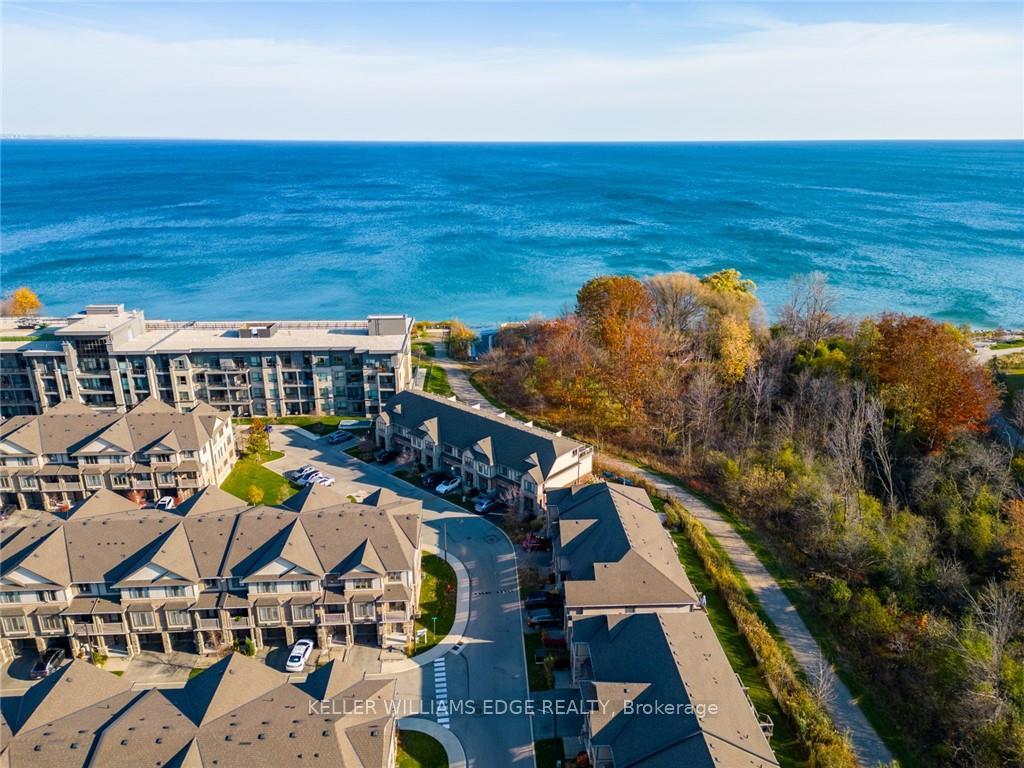 Photo 33 of 61 Southshore Crescent, Hamilton, Stoney Creek — HOMEH