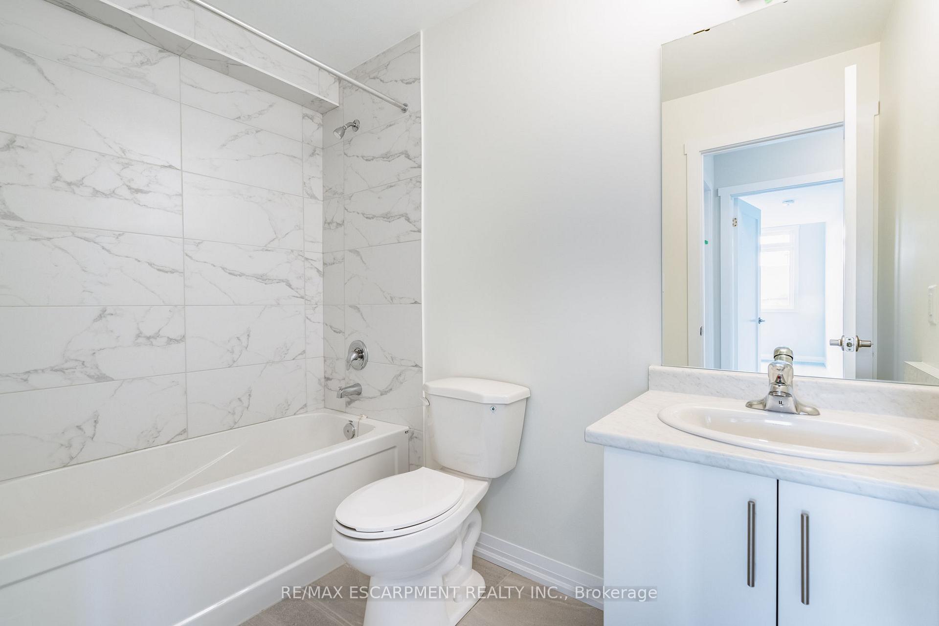 Photo 34 of 126 Picardy Drive, Hamilton, Stoney Creek Mountain — HOMEH