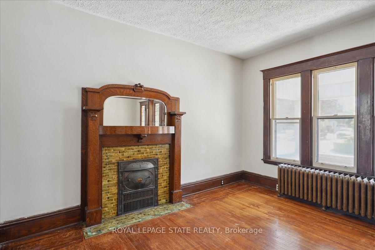 Photo 6 of 76 Spadina Avenue S, Hamilton, Gibson — HOMEH