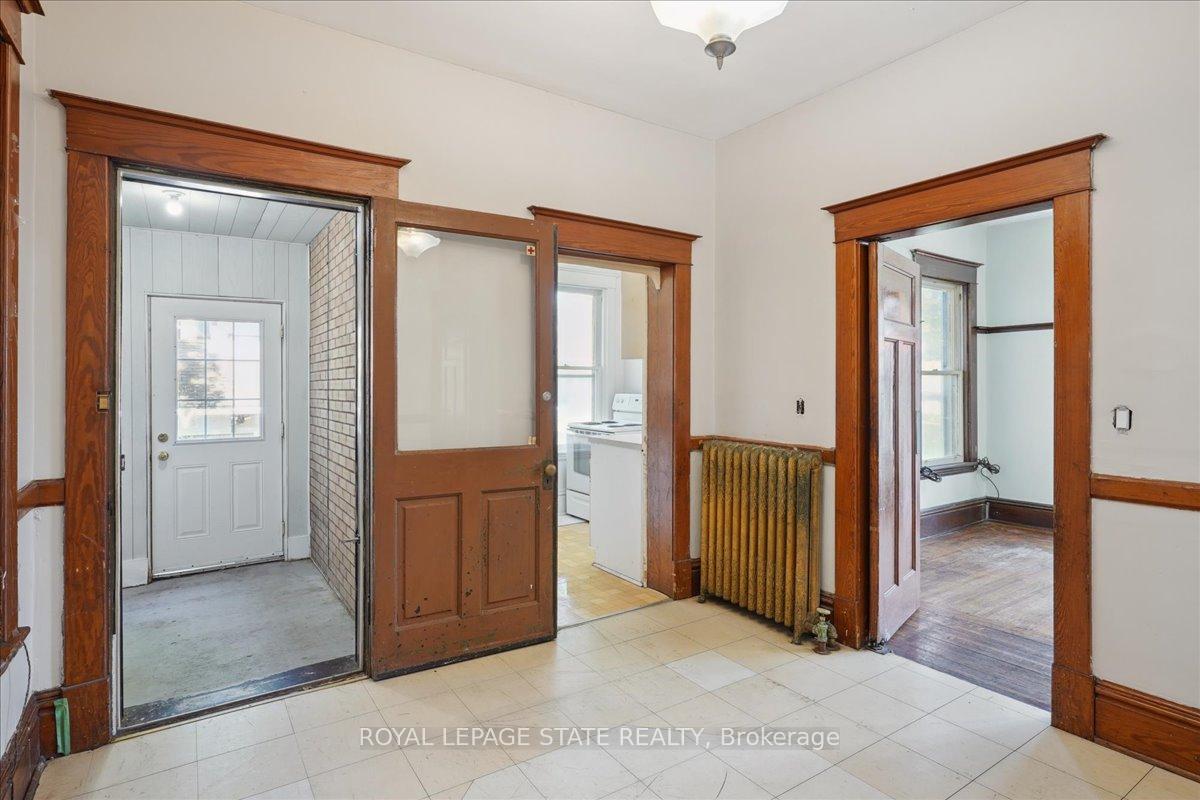 Photo 18 of 76 Spadina Avenue S, Hamilton, Gibson — HOMEH