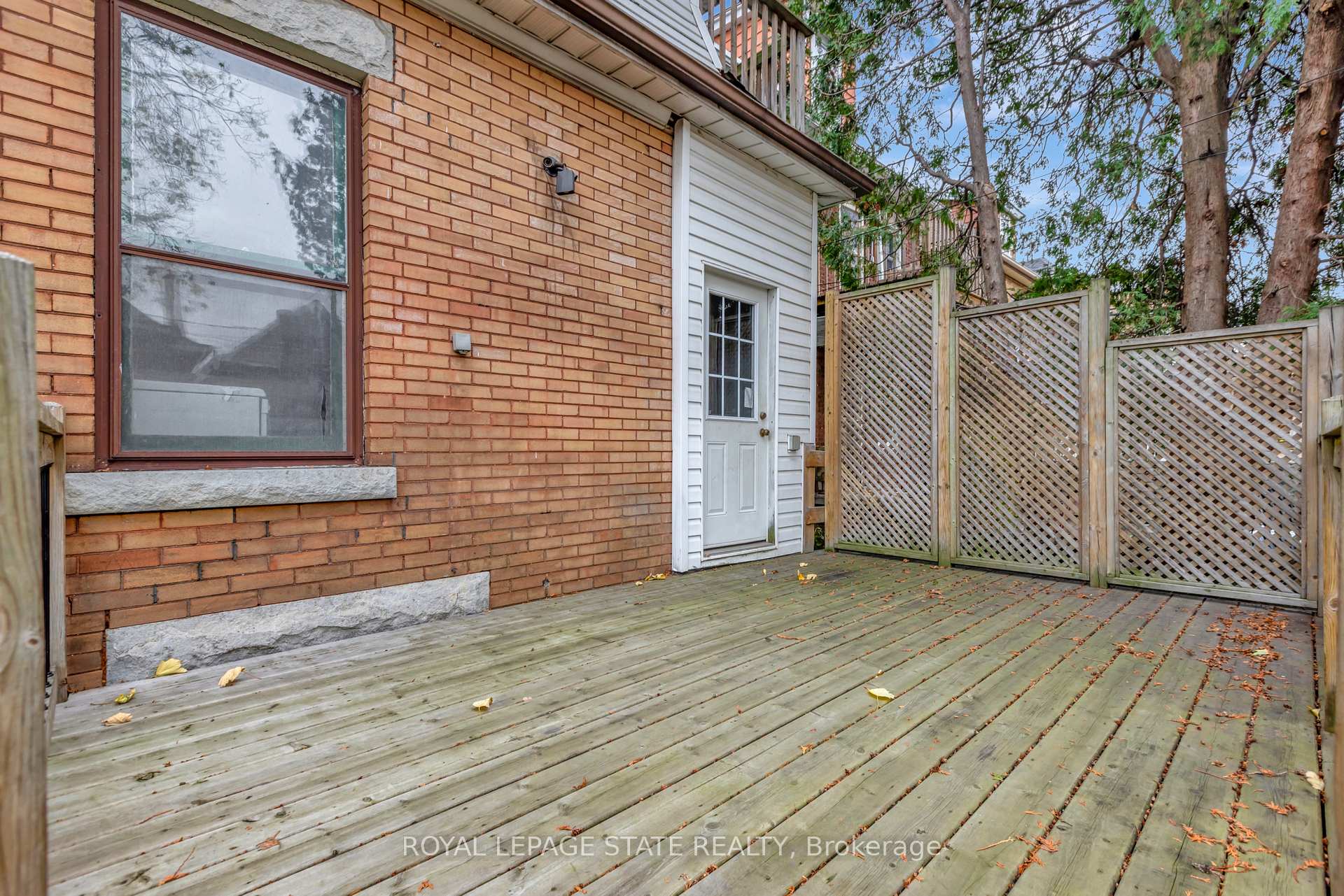 Photo 35 of 76 Spadina Avenue S, Hamilton, Gibson — HOMEH
