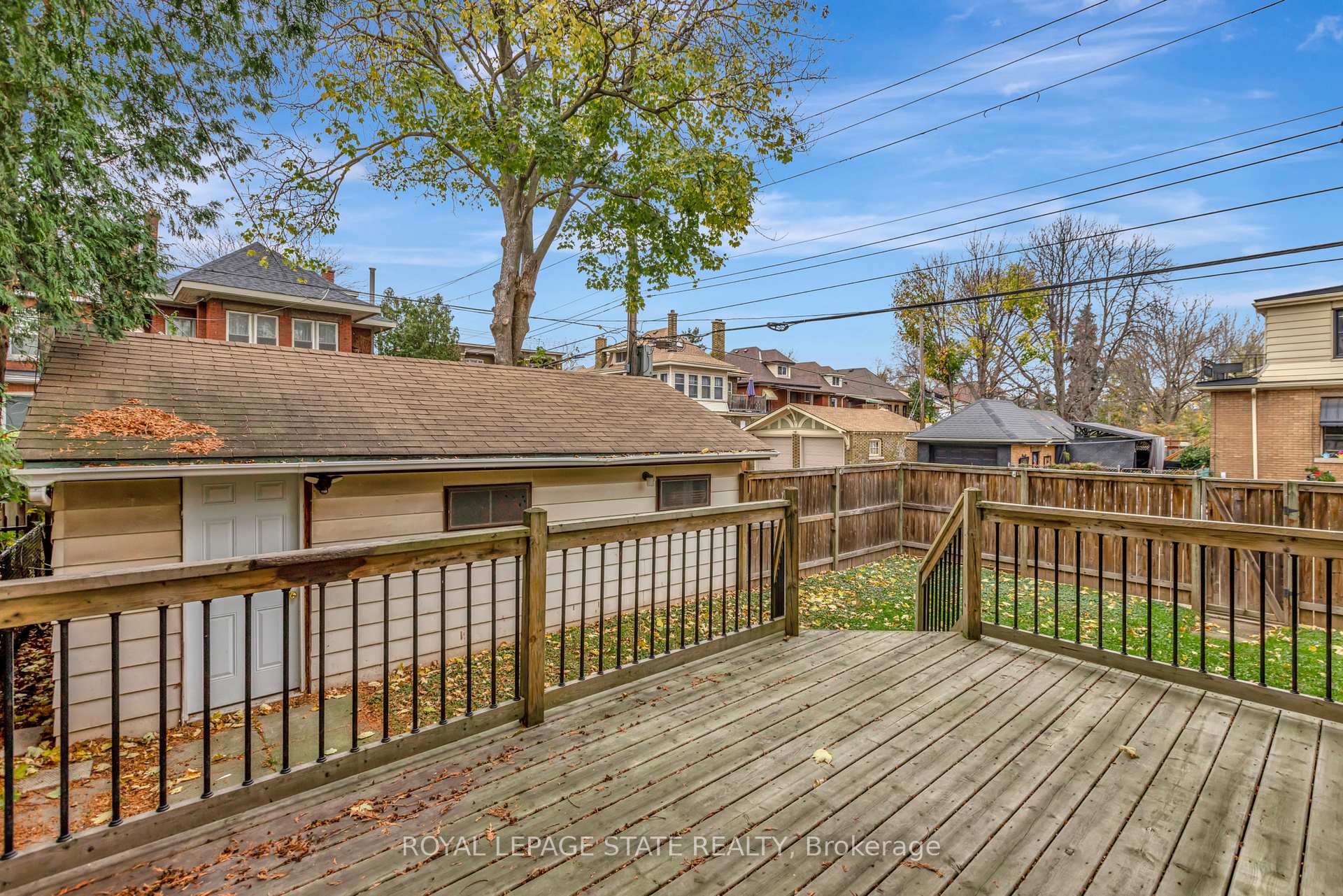 Photo 37 of 76 Spadina Avenue S, Hamilton, Gibson — HOMEH