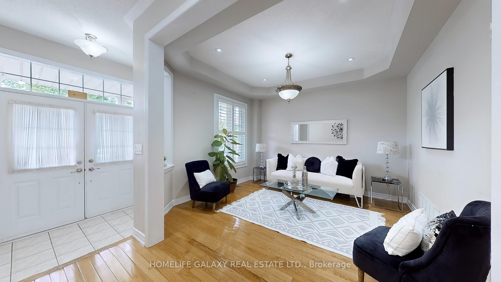 Photo 4 of 114 Goldenwood Crescent, Markham, Greensborough — HOMEH