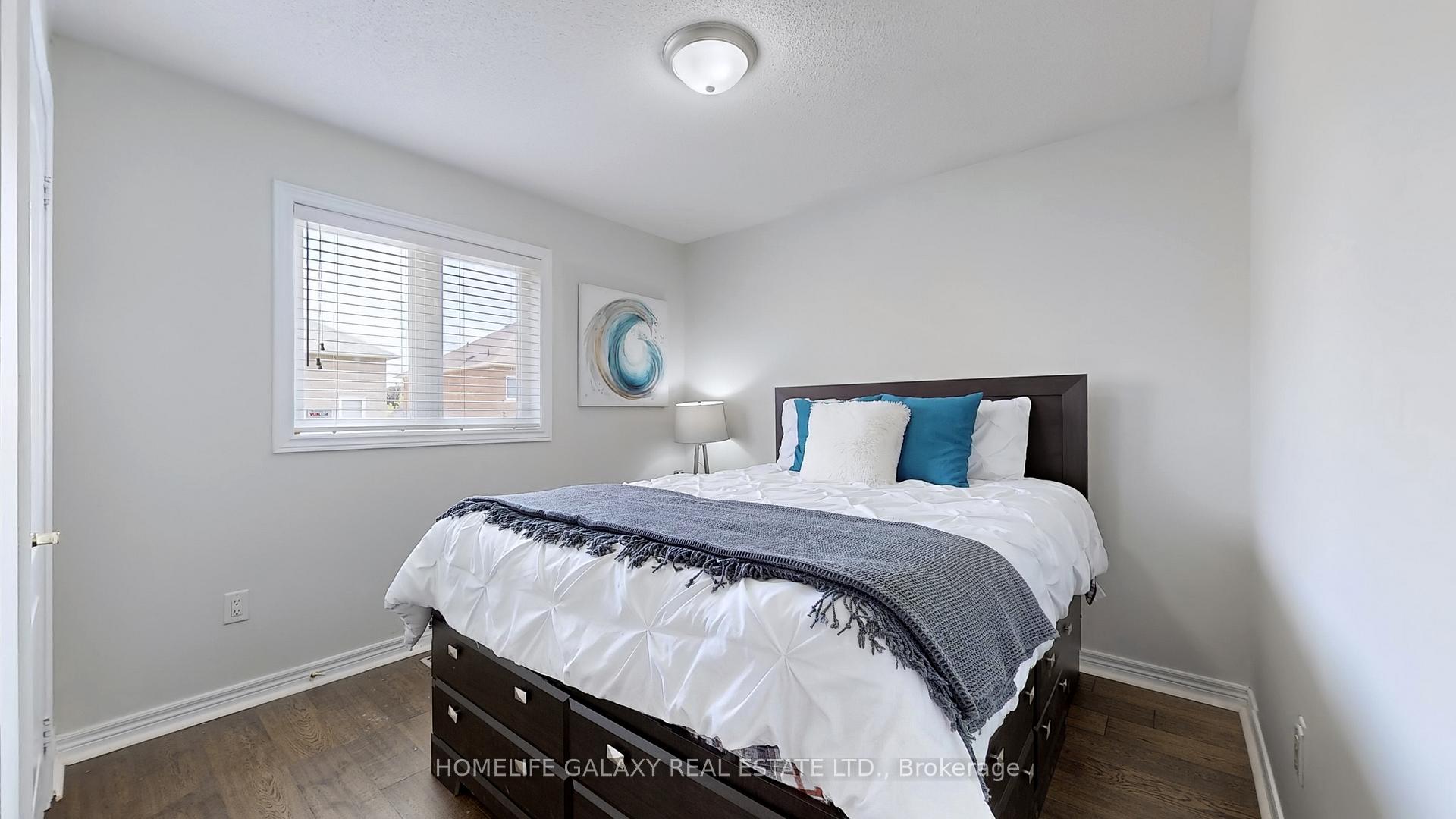 Photo 16 of 114 Goldenwood Crescent, Markham, Greensborough — HOMEH