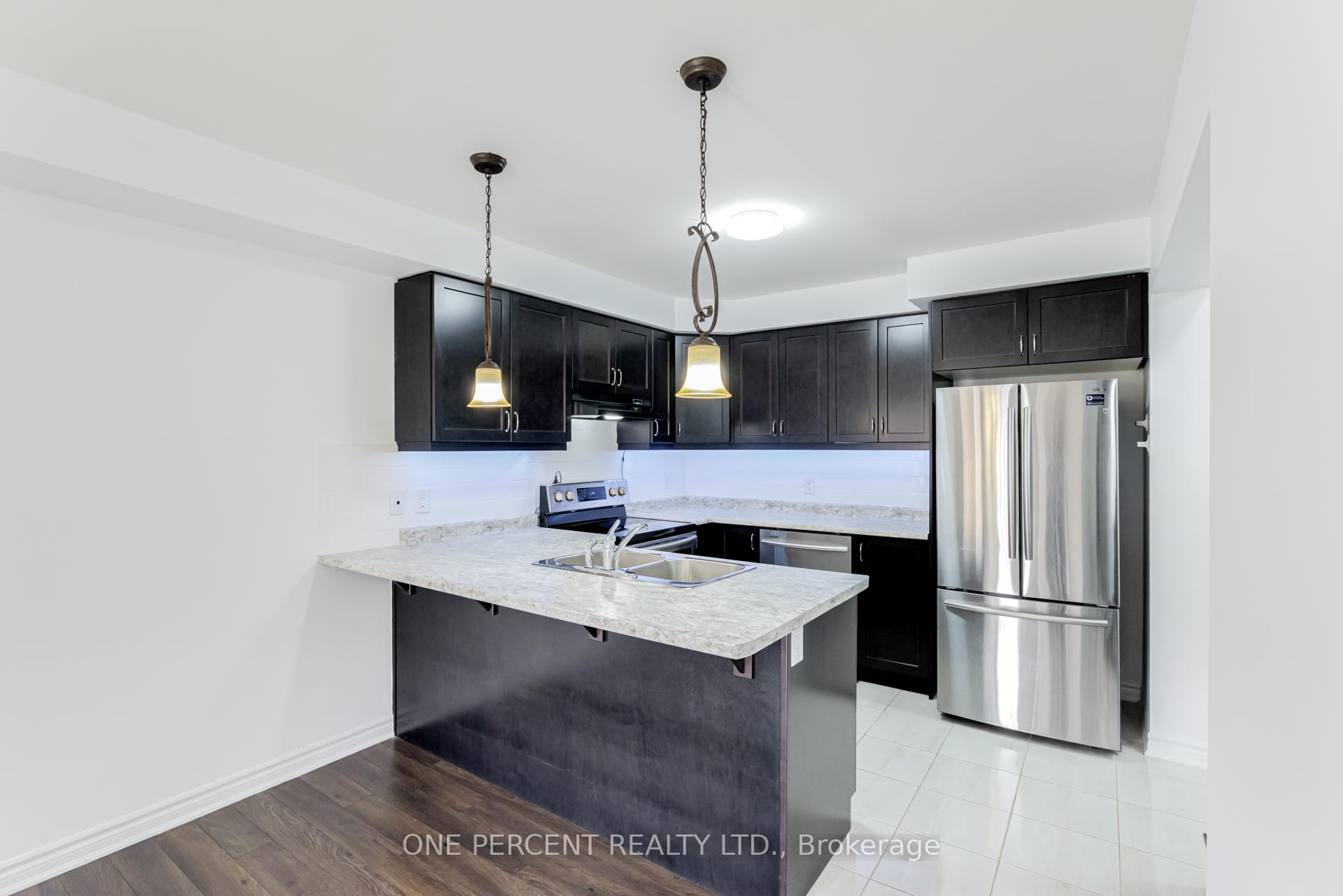 Photo 12 of 1086 Silk Street, Pickering, Rural Pickering — HOMEH