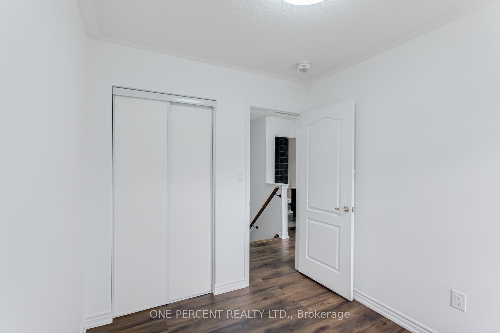 Photo 18 of 1086 Silk Street, Pickering, Rural Pickering — HOMEH