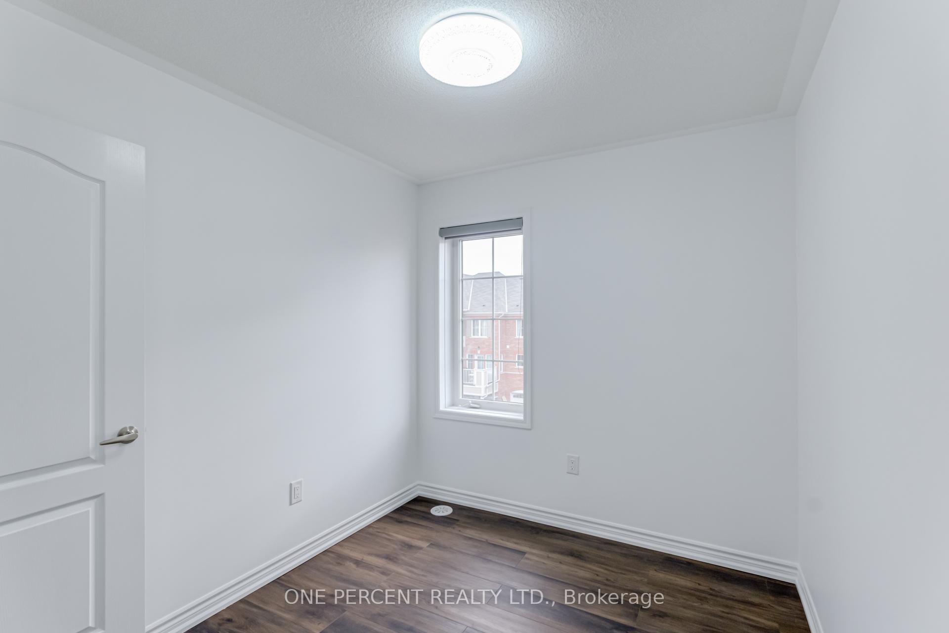 Photo 23 of 1086 Silk Street, Pickering, Rural Pickering — HOMEH