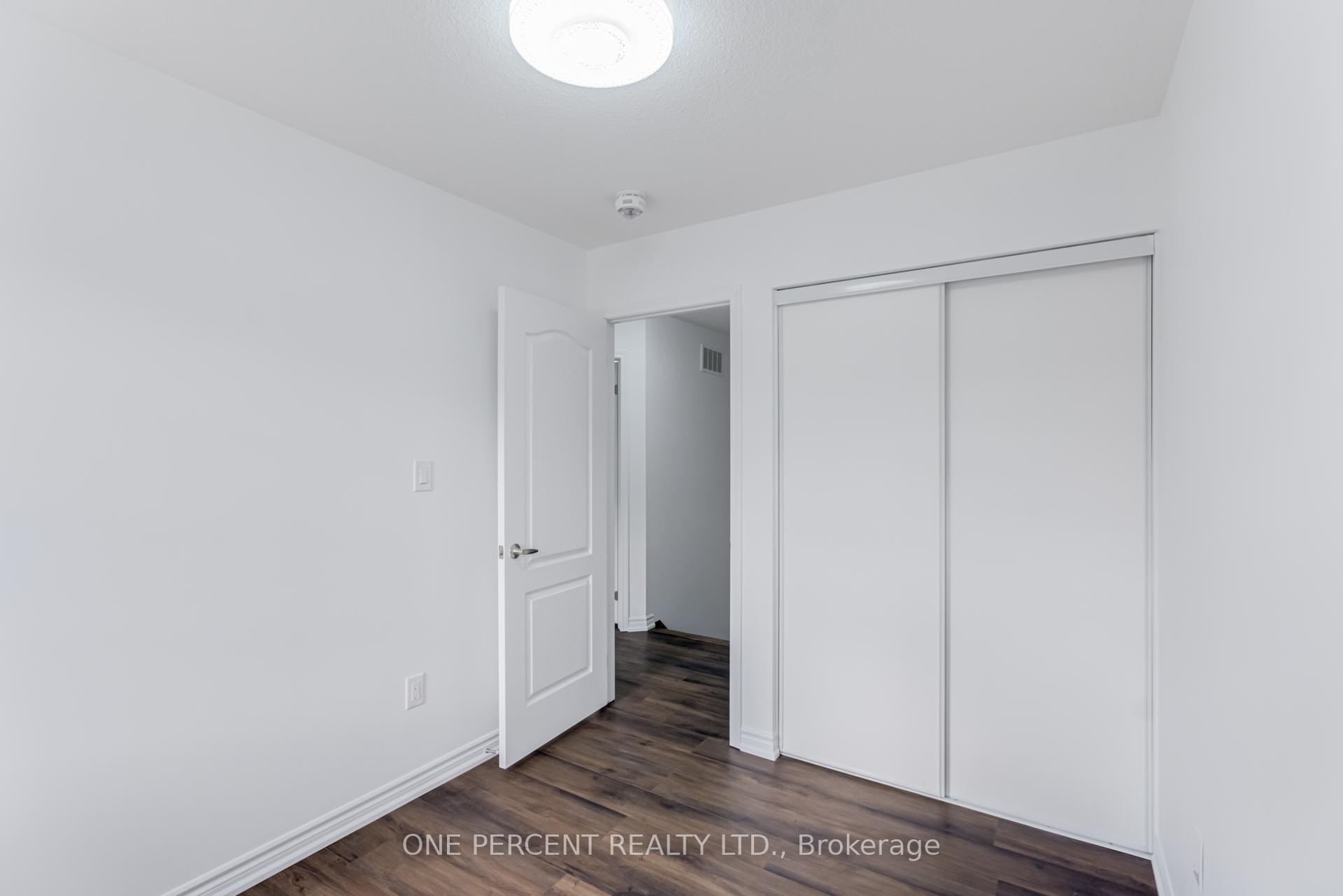Photo 31 of 1086 Silk Street, Pickering, Rural Pickering — HOMEH