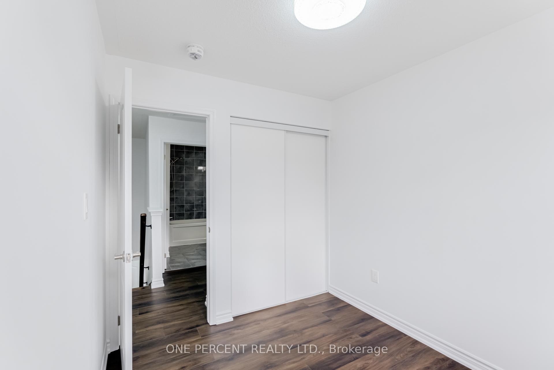 Photo 24 of 1086 Silk Street, Pickering, Rural Pickering — HOMEH