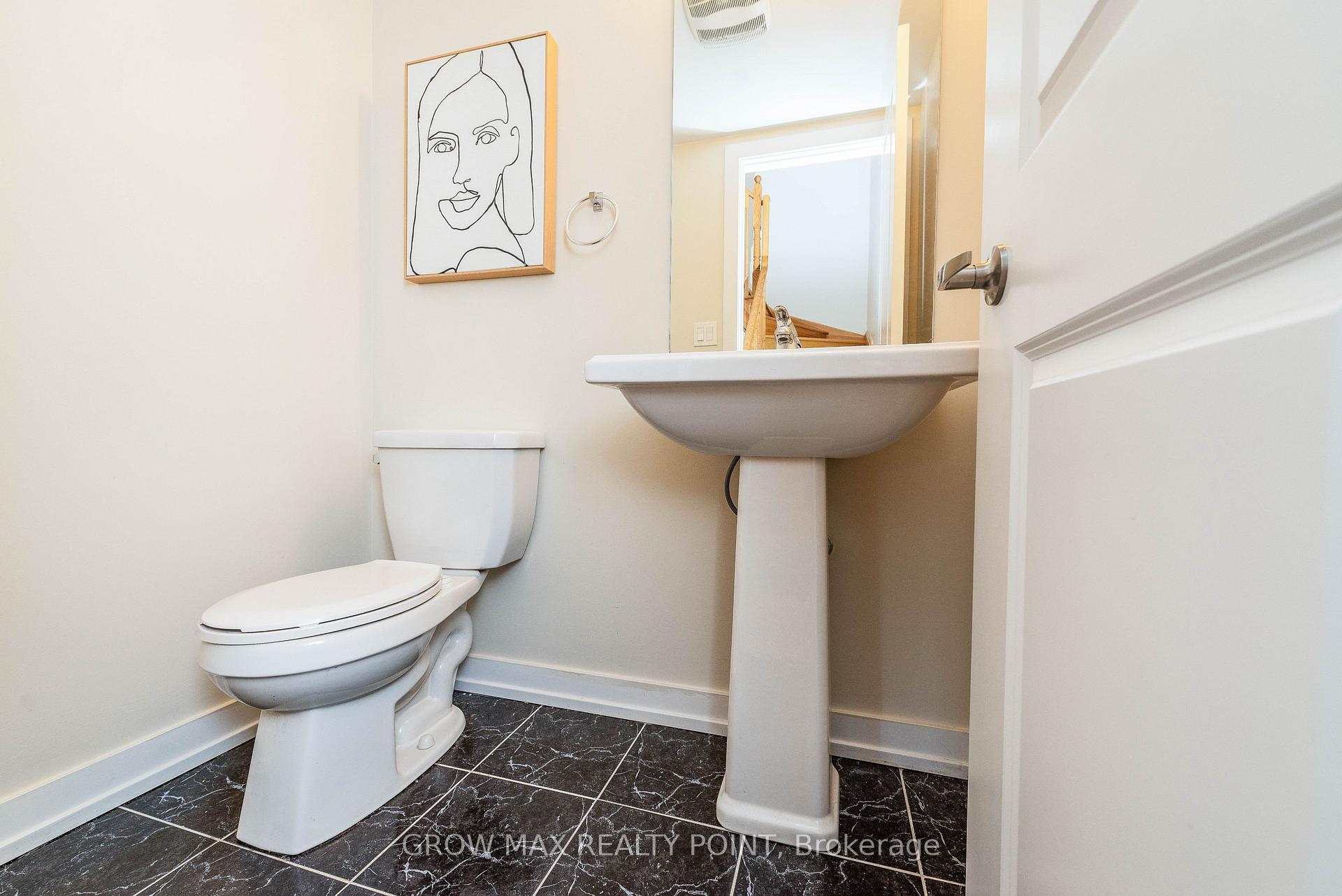 Photo 14 of 2527 Castlegate Crossing, Pickering, Duffin Heights — HOMEH