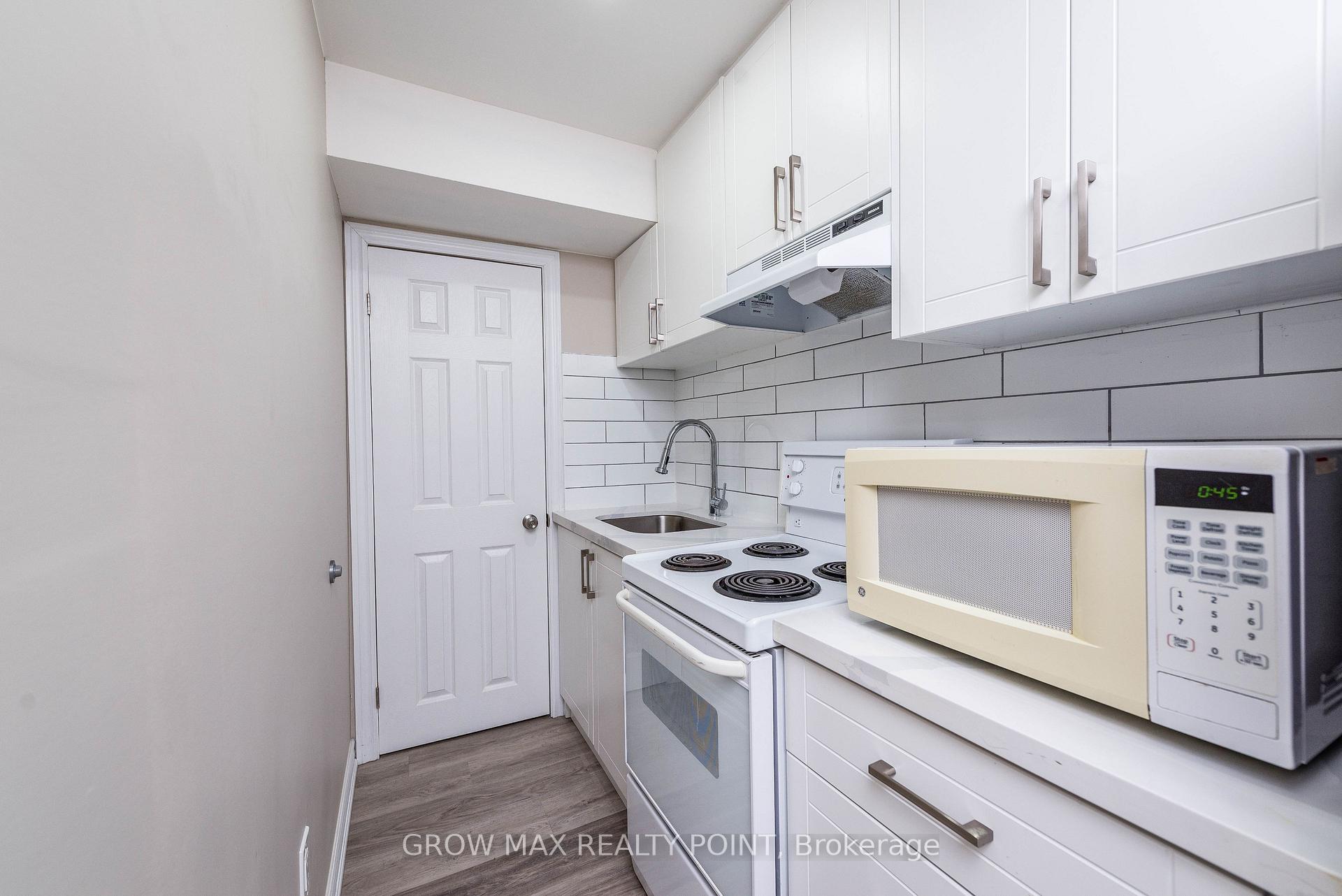 Photo 25 of 2527 Castlegate Crossing, Pickering, Duffin Heights — HOMEH