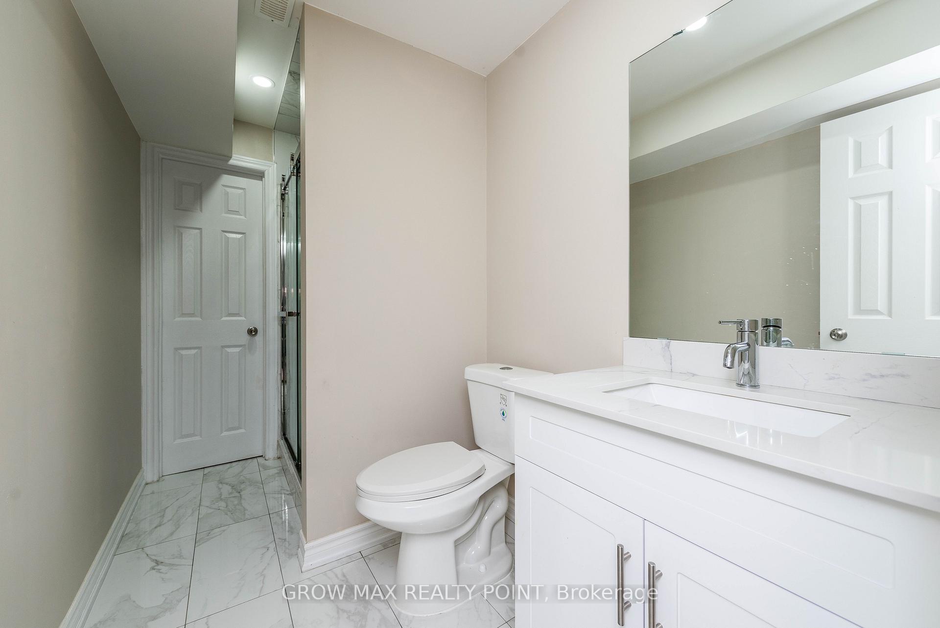 Photo 17 of 2527 Castlegate Crossing, Pickering, Duffin Heights — HOMEH