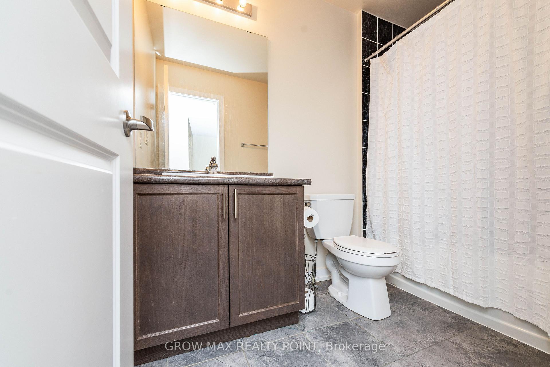 Photo 39 of 2527 Castlegate Crossing, Pickering, Duffin Heights — HOMEH
