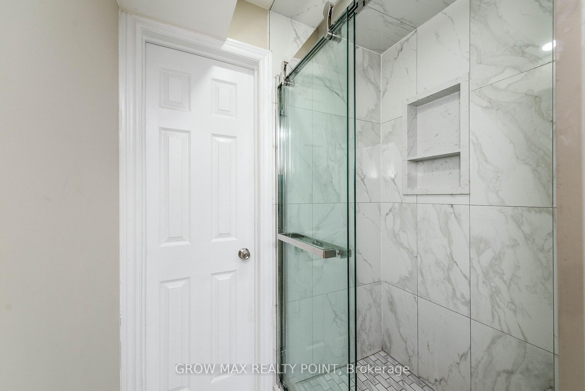 Photo 38 of 2527 Castlegate Crossing, Pickering, Duffin Heights — HOMEH