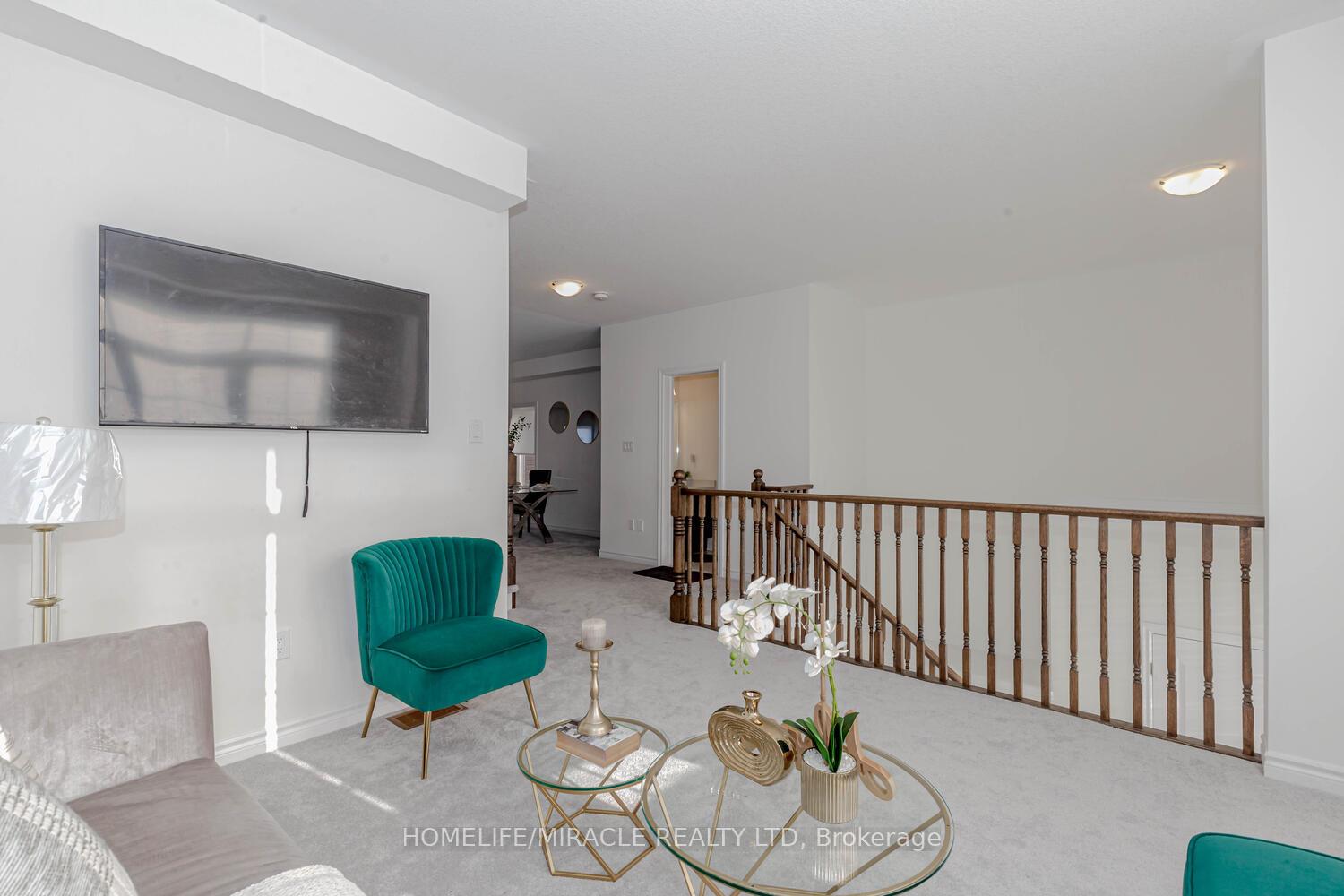 Photo 11 of 31 Hitchman Street, Brant, Paris — HOMEH