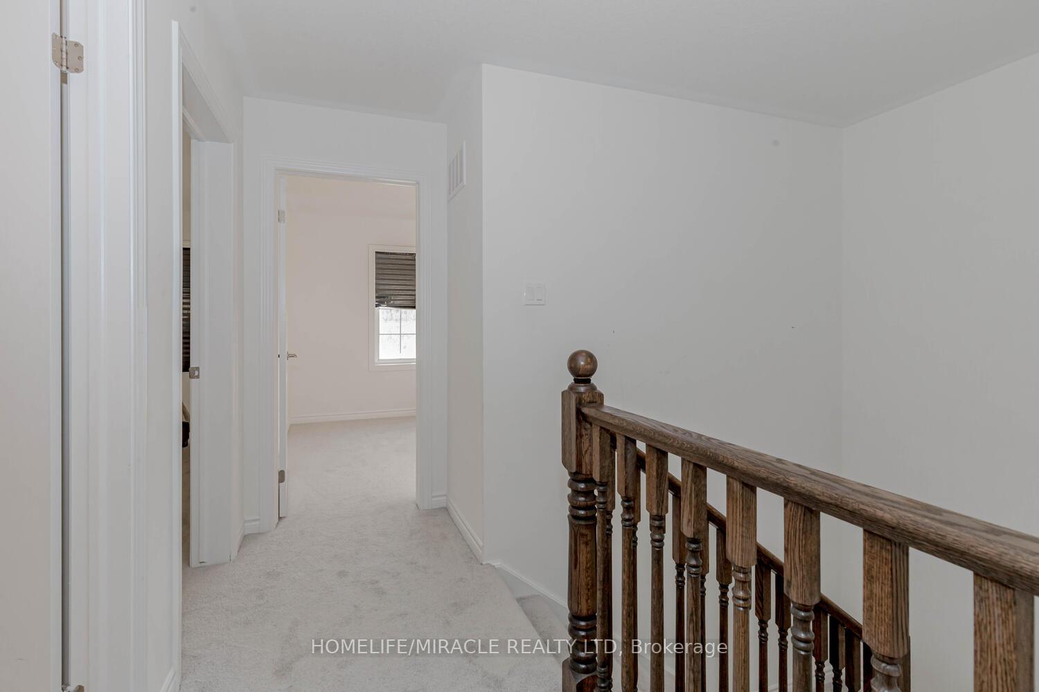 Photo 33 of 31 Hitchman Street, Brant, Paris — HOMEH