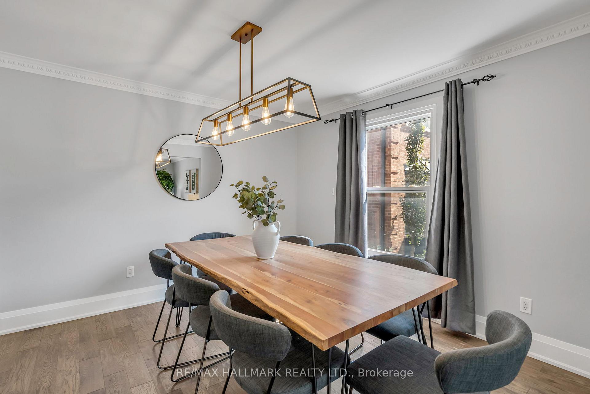 Photo 6 of 99 Belmont Crescent, Vaughan, Maple — HOMEH