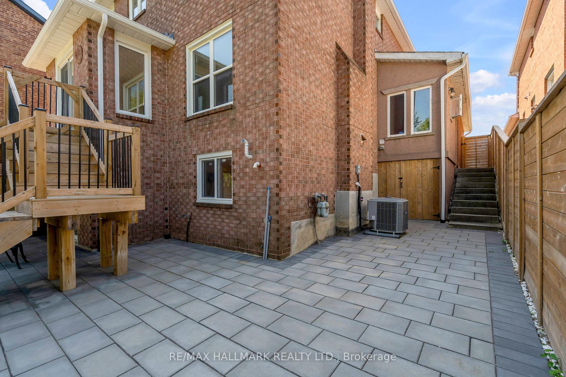 Photo 30 of 99 Belmont Crescent, Vaughan, Maple — HOMEH