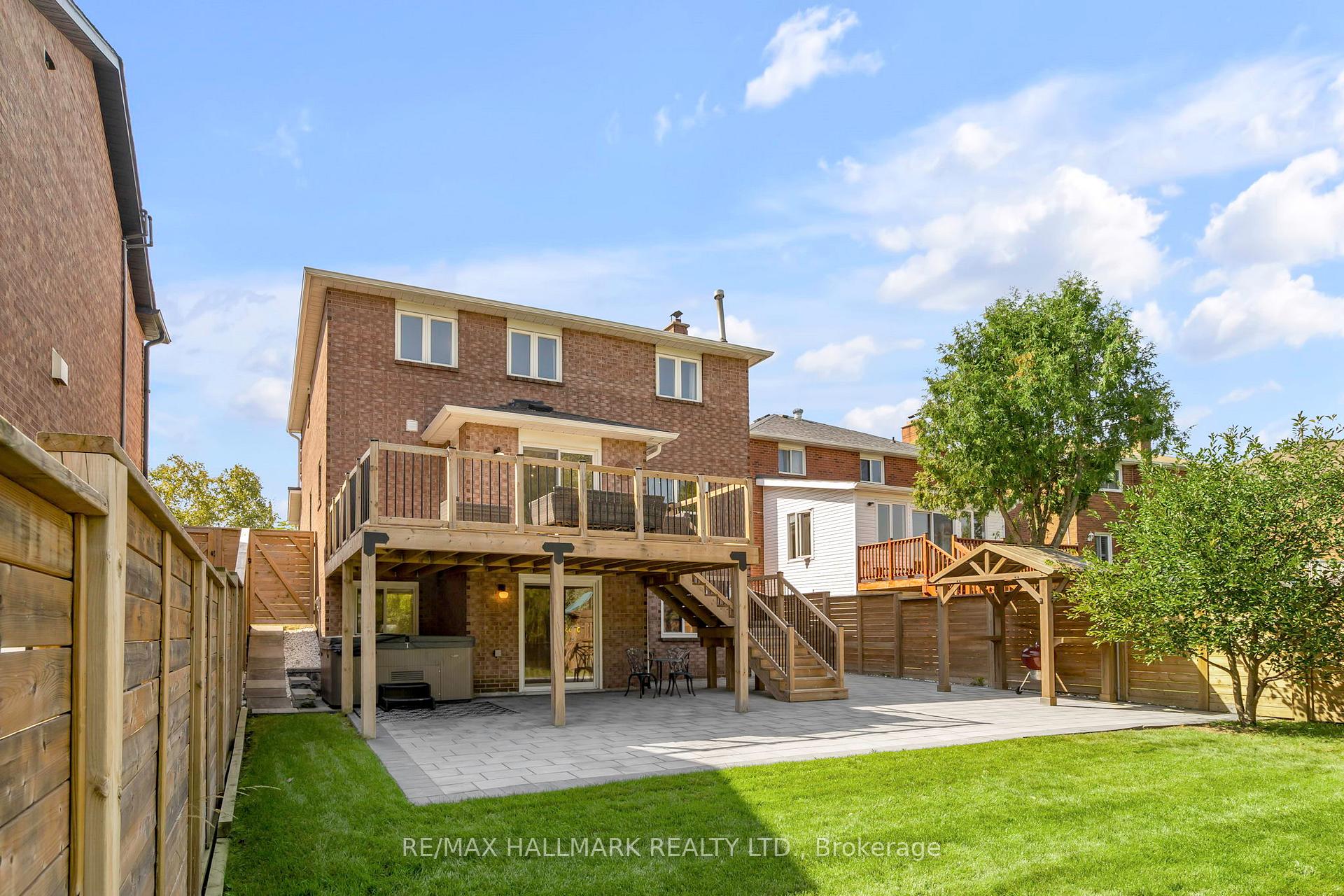 Photo 33 of 99 Belmont Crescent, Vaughan, Maple — HOMEH