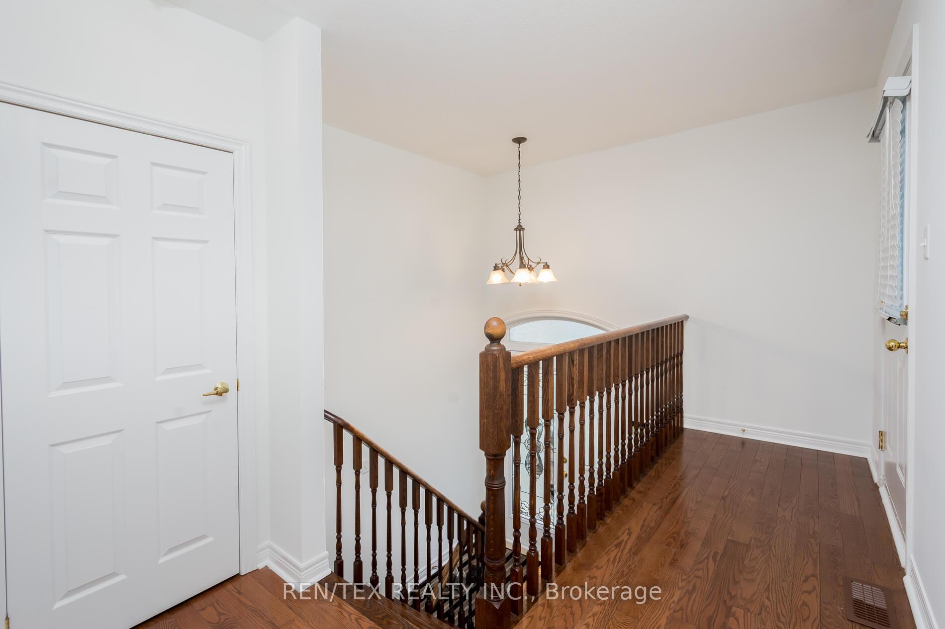 Photo 8 of 105 Eastbrook Way, Brampton, Bram East — HOMEH
