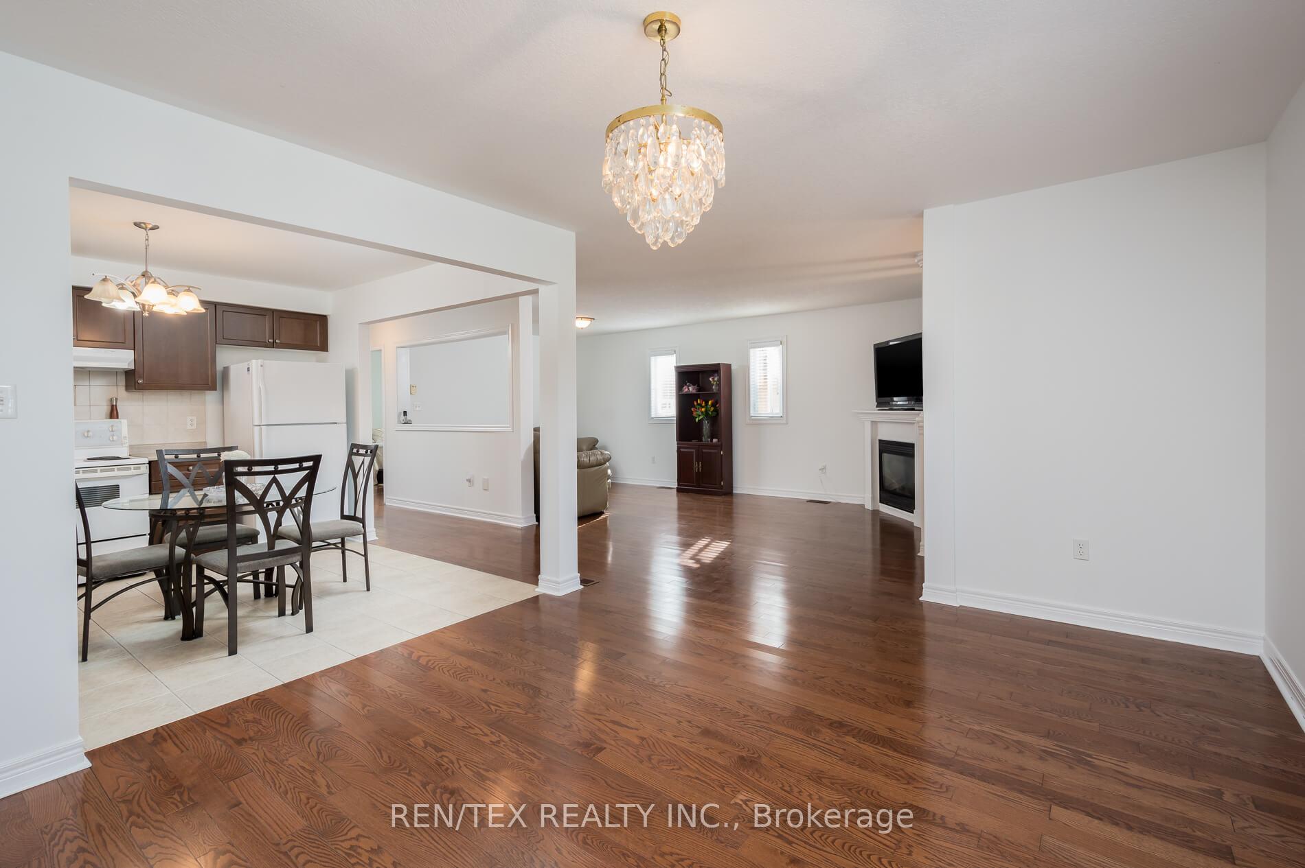 Photo 3 of 105 Eastbrook Way, Brampton, Bram East — HOMEH