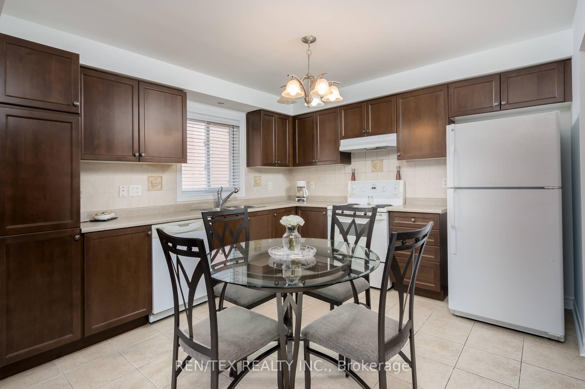 Photo 5 of 105 Eastbrook Way, Brampton, Bram East — HOMEH