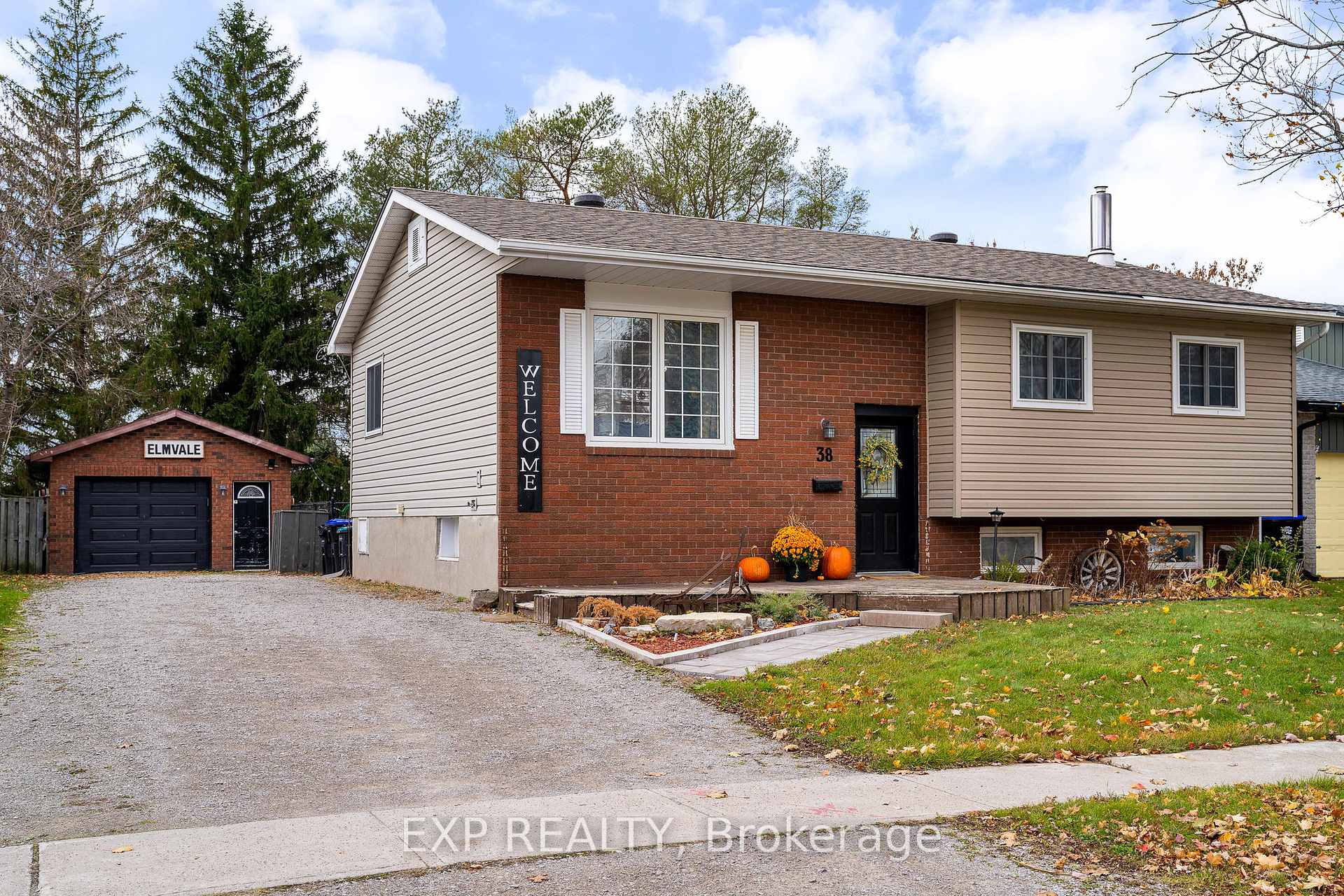Photo 1 of 38 Centennial Avenue, Springwater, Elmvale — HOMEH