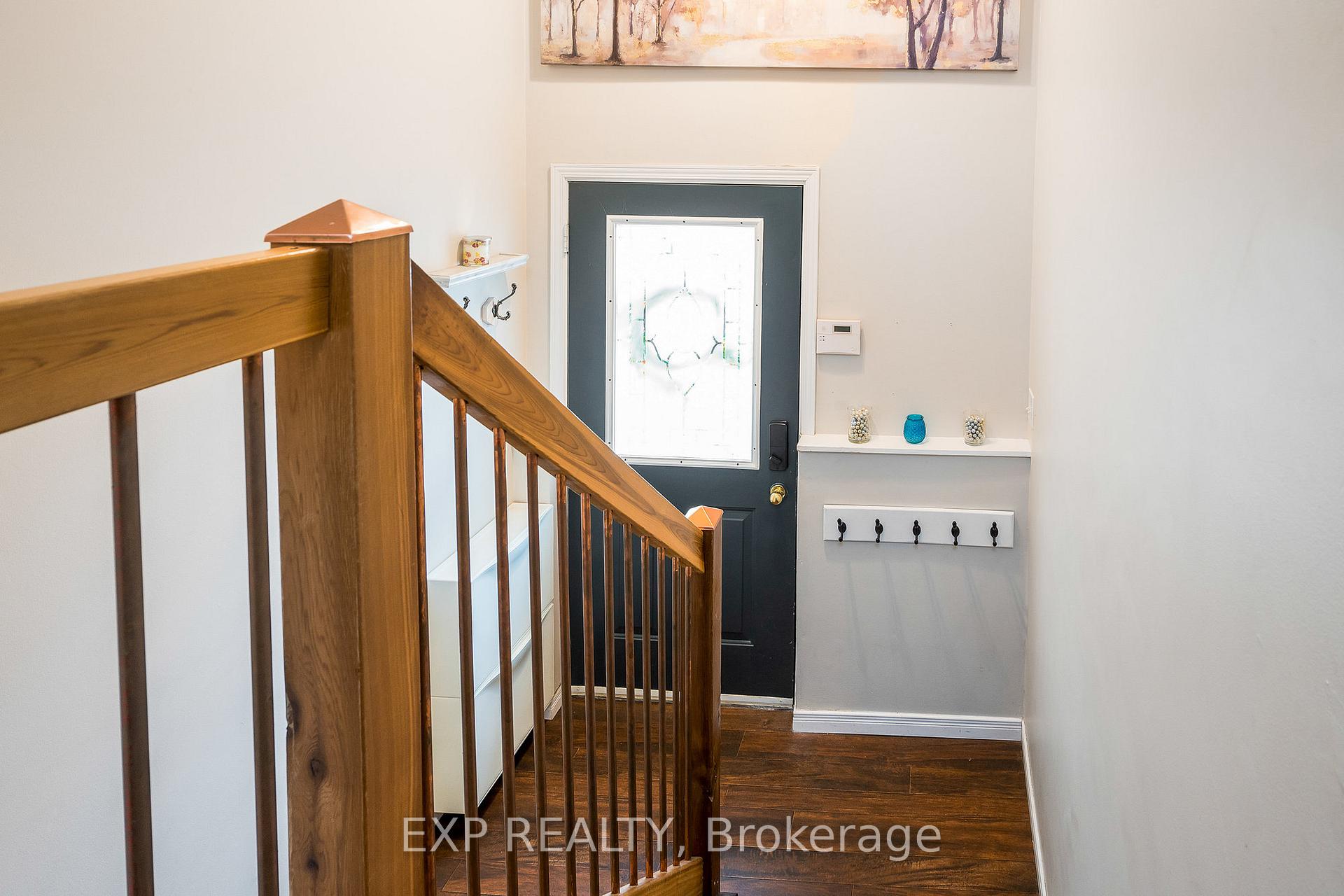 Photo 7 of 38 Centennial Avenue, Springwater, Elmvale — HOMEH