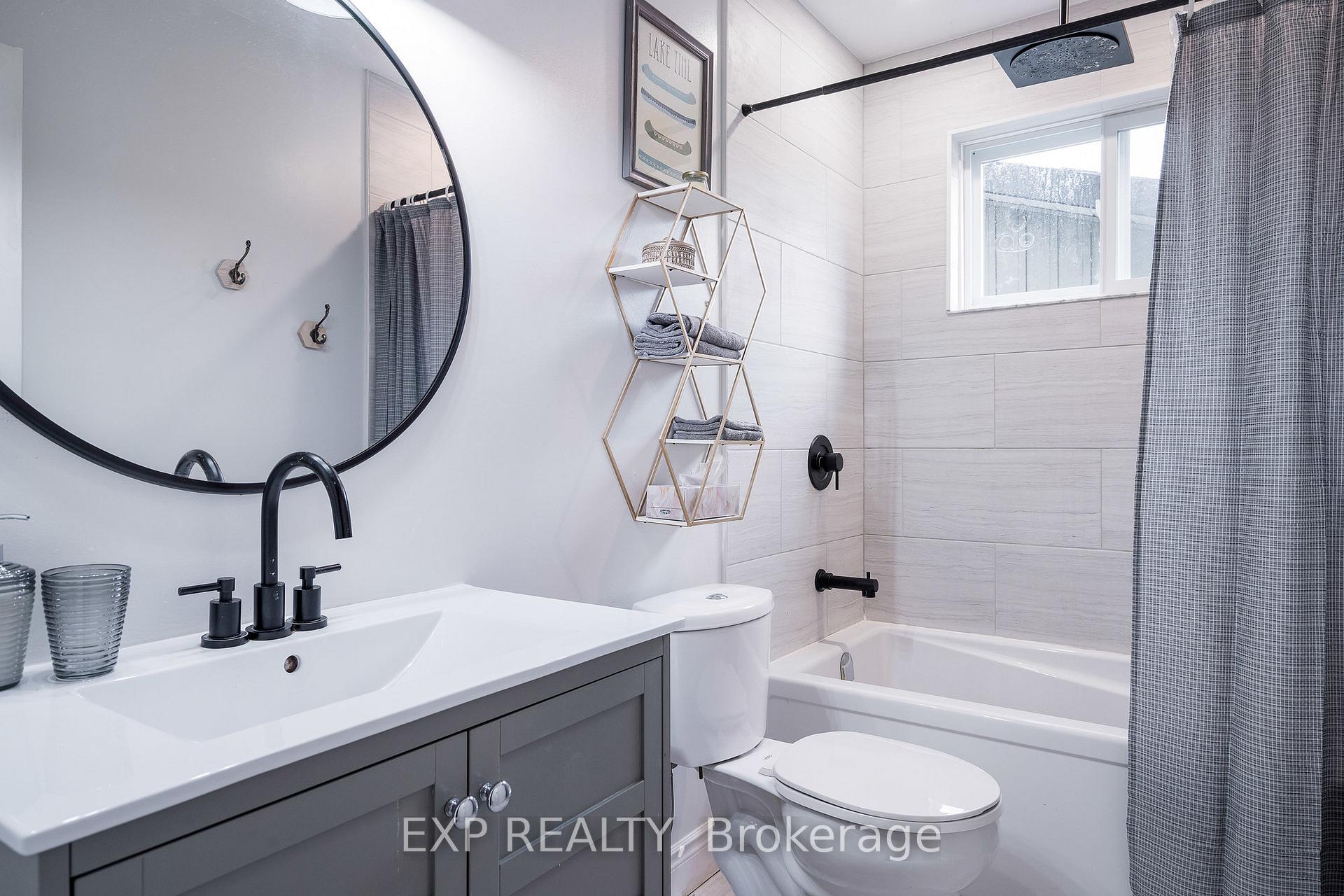 Photo 14 of 38 Centennial Avenue, Springwater, Elmvale — HOMEH