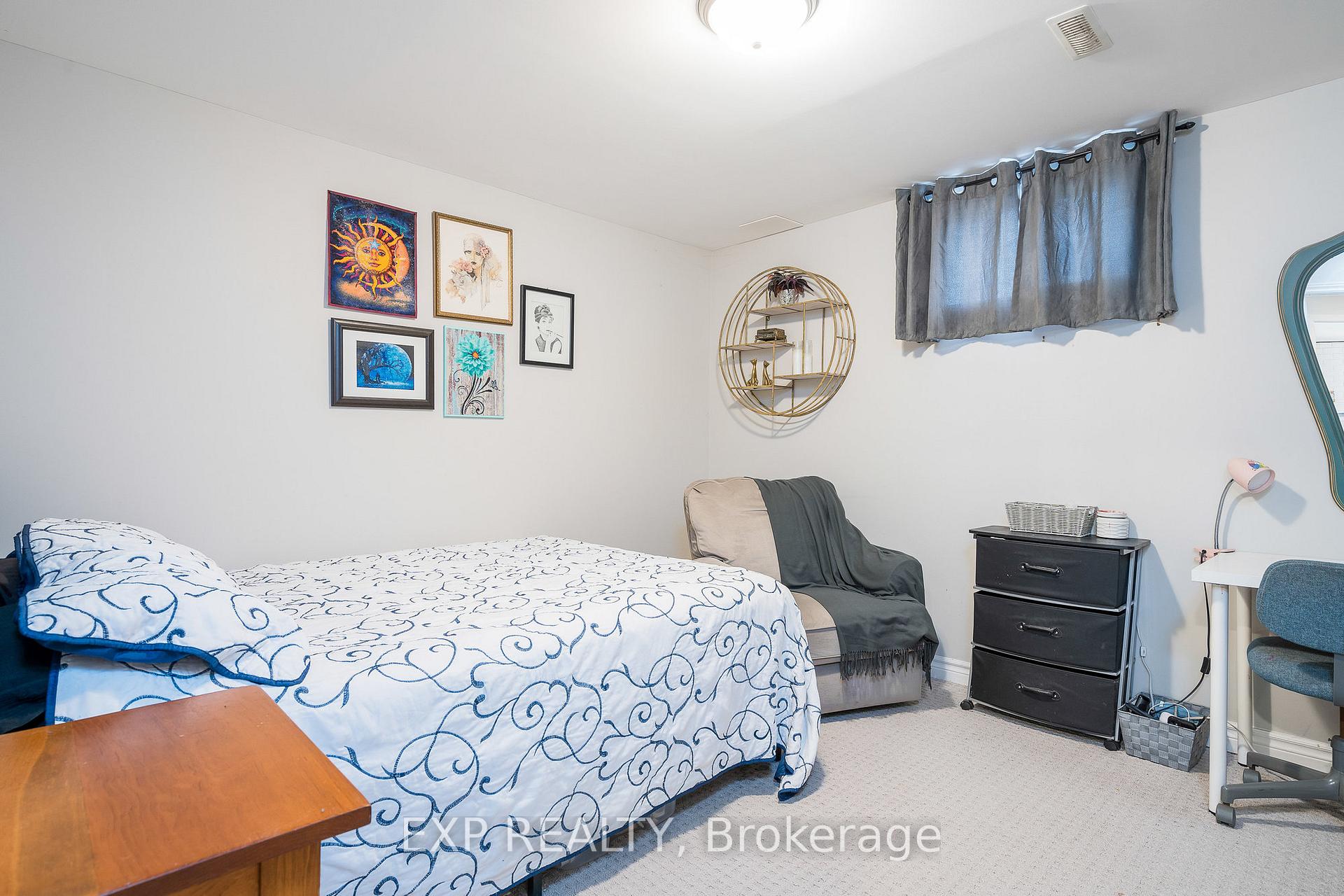 Photo 15 of 38 Centennial Avenue, Springwater, Elmvale — HOMEH