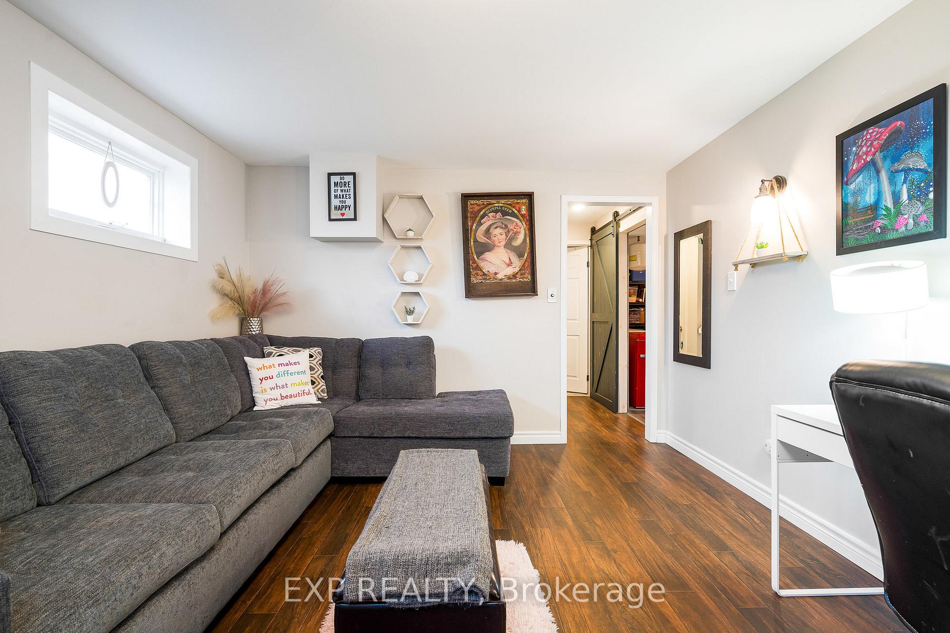 Photo 25 of 38 Centennial Avenue, Springwater, Elmvale — HOMEH