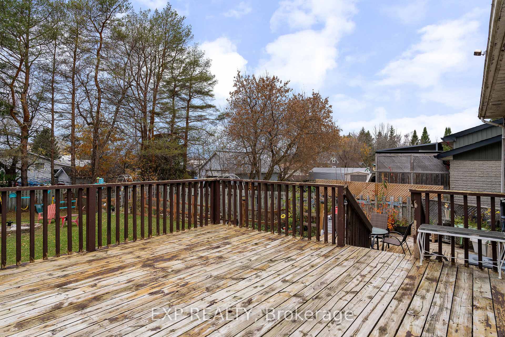 Photo 22 of 38 Centennial Avenue, Springwater, Elmvale — HOMEH