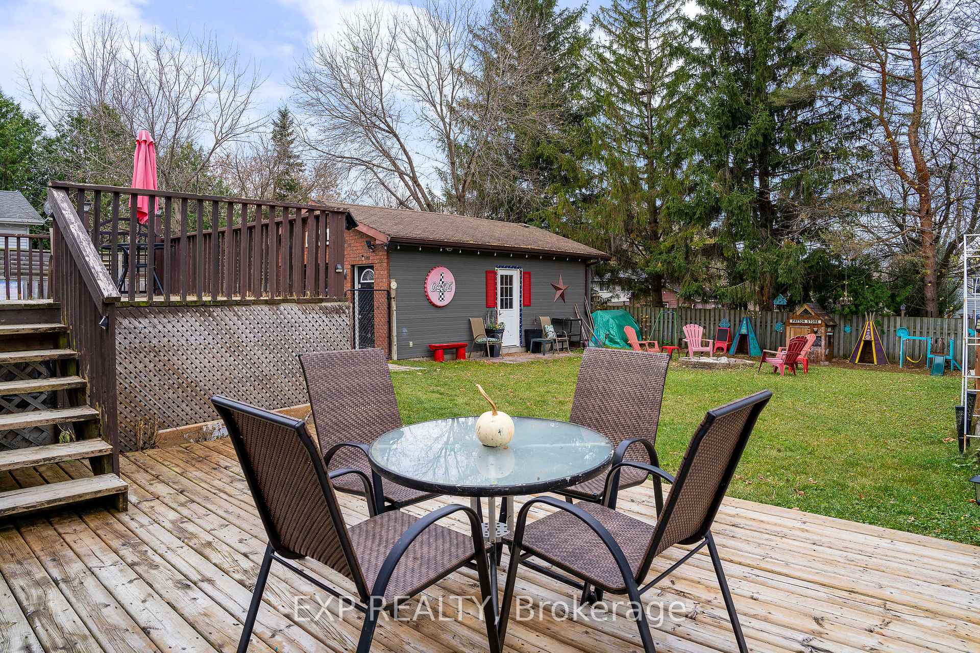 Photo 30 of 38 Centennial Avenue, Springwater, Elmvale — HOMEH