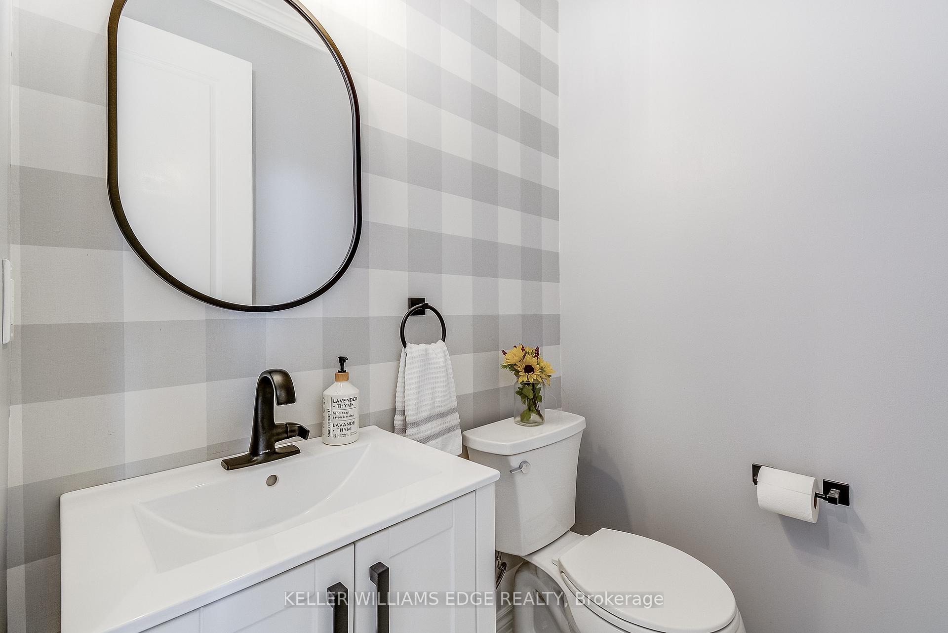 Photo 7 of 280 Fellowes Crescent, Hamilton, Waterdown — HOMEH