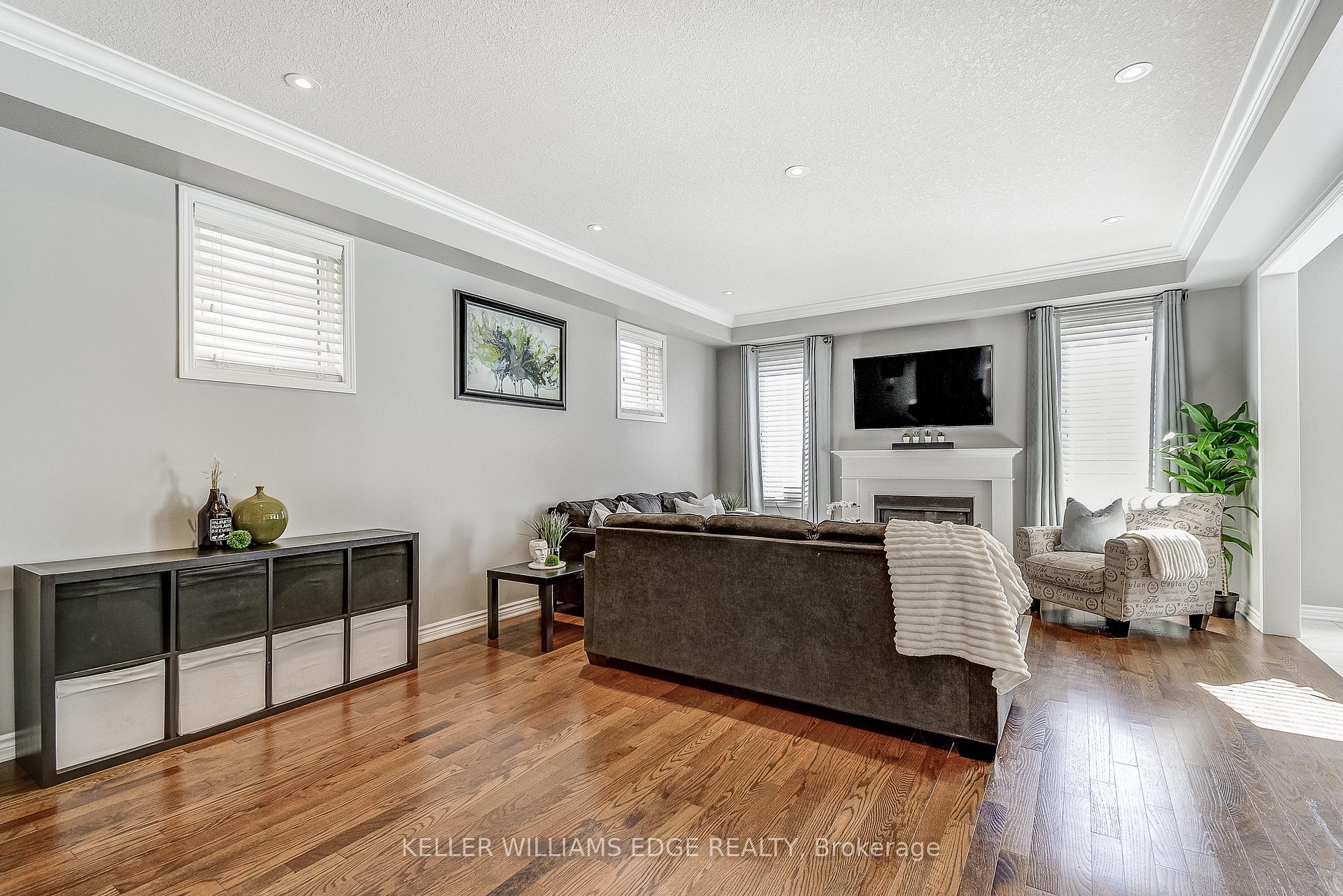 Photo 6 of 280 Fellowes Crescent, Hamilton, Waterdown — HOMEH